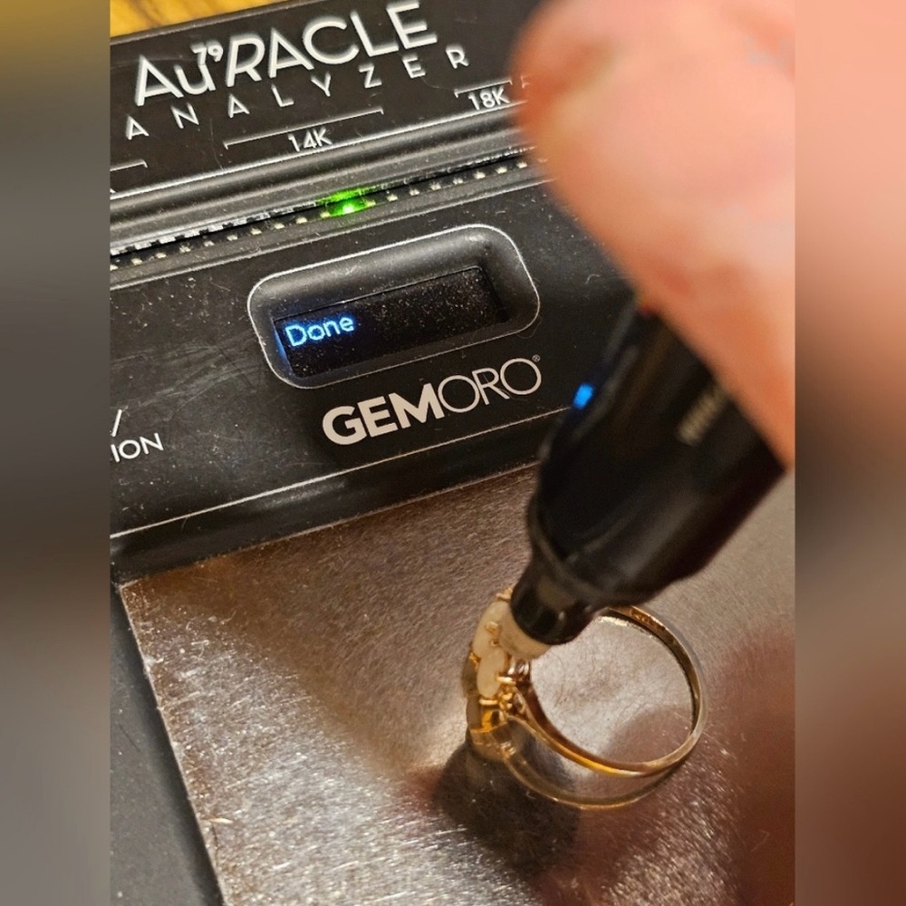 Elegant 14K Yellow Gold Triple Opal Ring - Picture 12 of 16